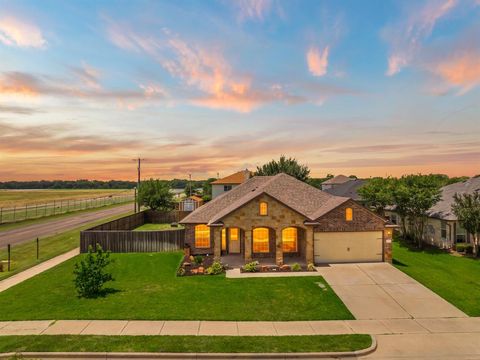Photo of 10193 Parker Springs Dr DR, Waco, TX 76708 (MLS # 21291021)