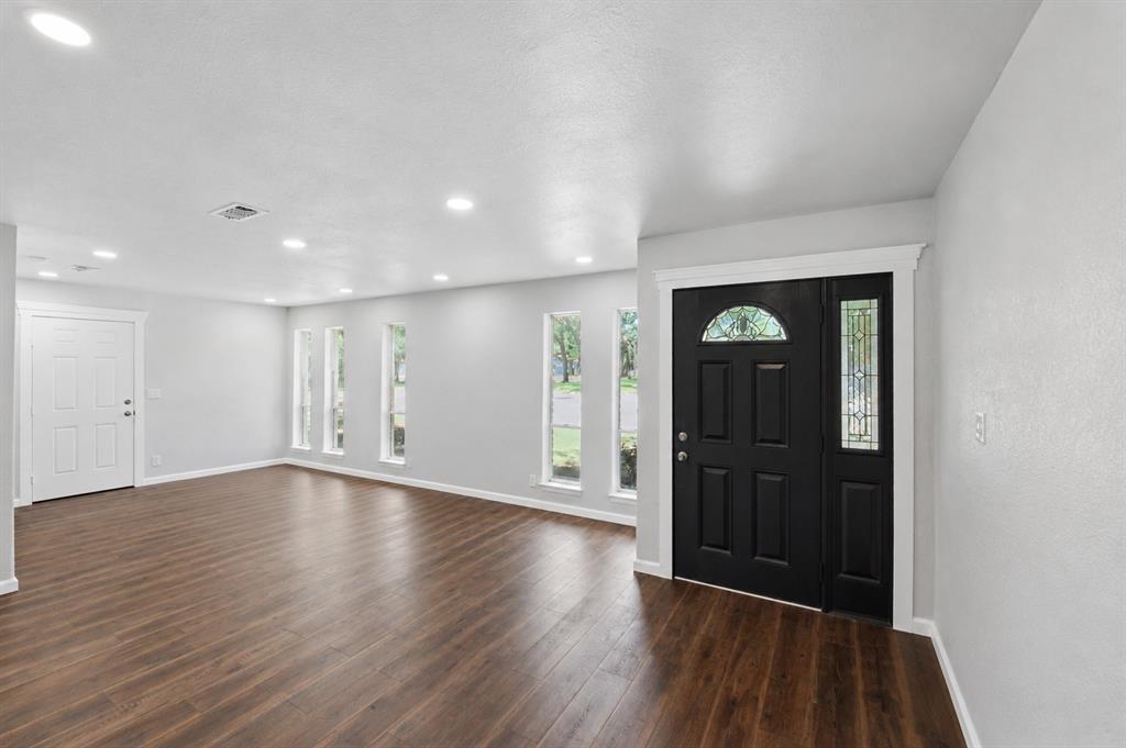 1917 Toplea Drive
