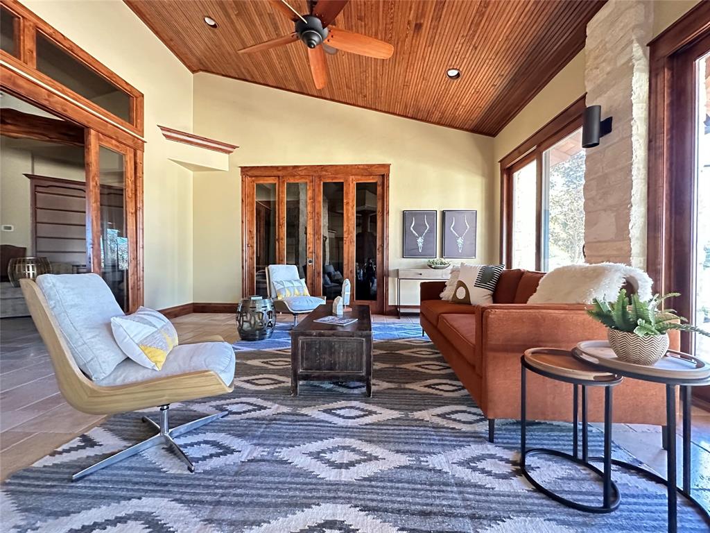 MAVERICK - Residential