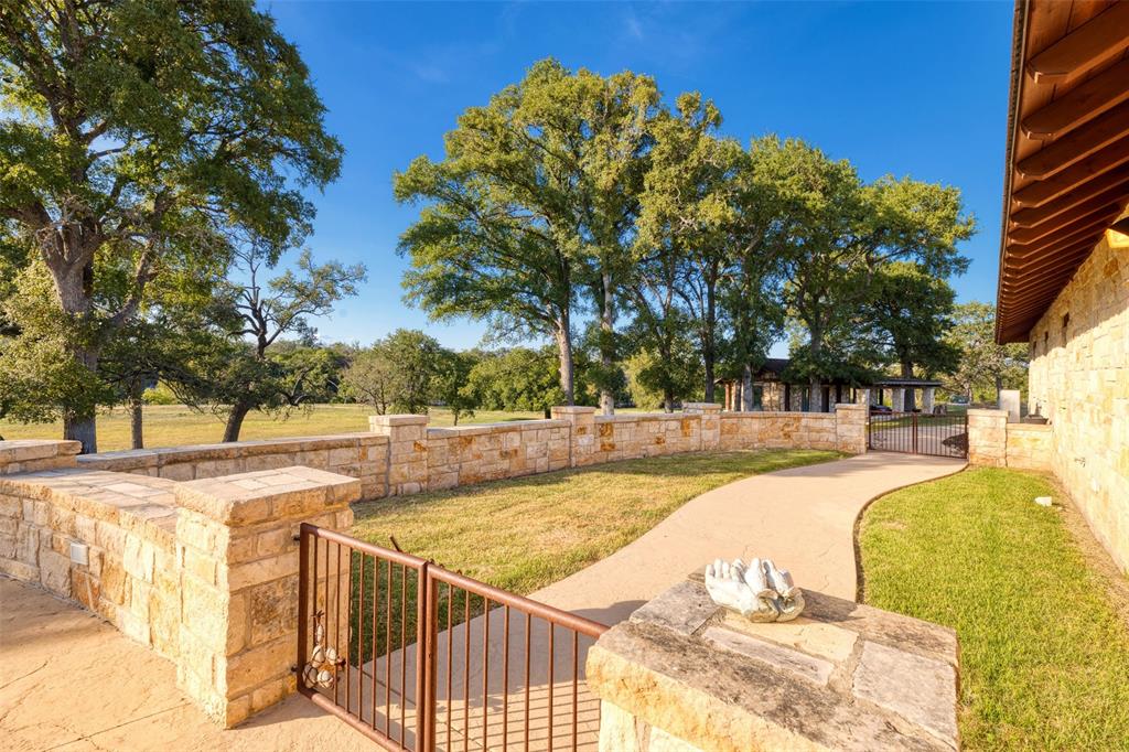 MAVERICK - Residential