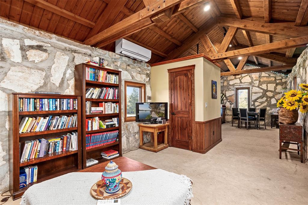 MAVERICK - Residential