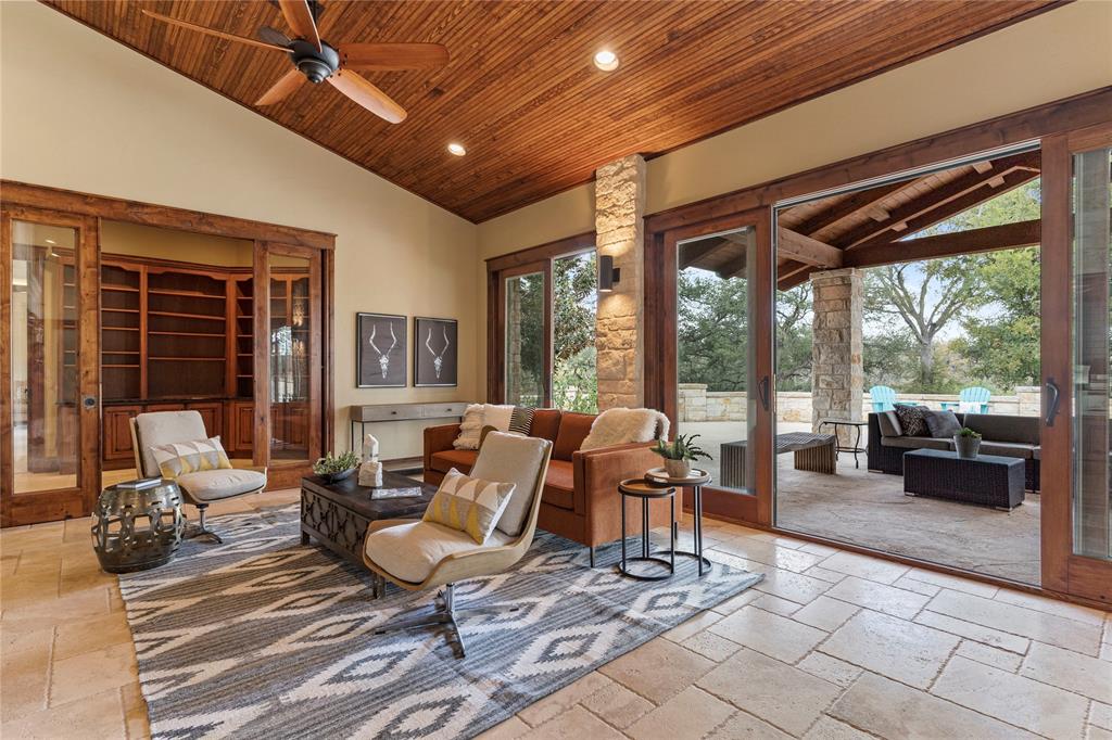 MAVERICK - Residential