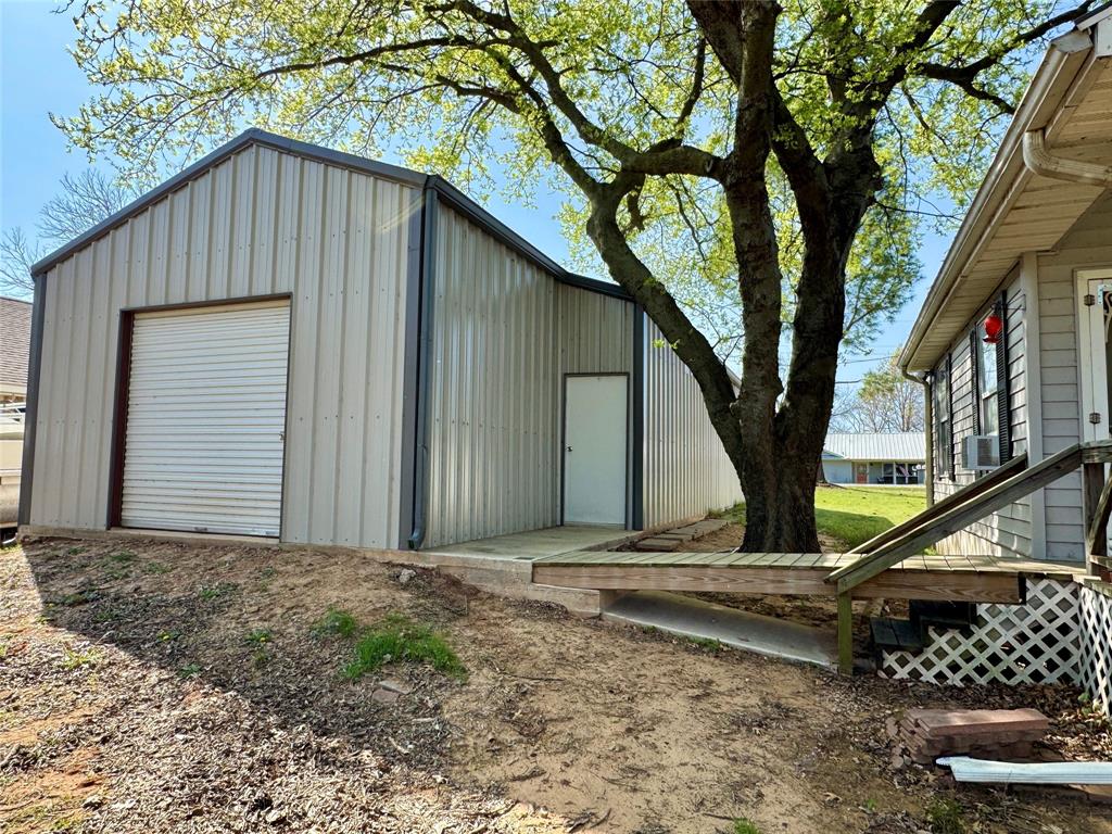 Nocona Lake Estate - Residential