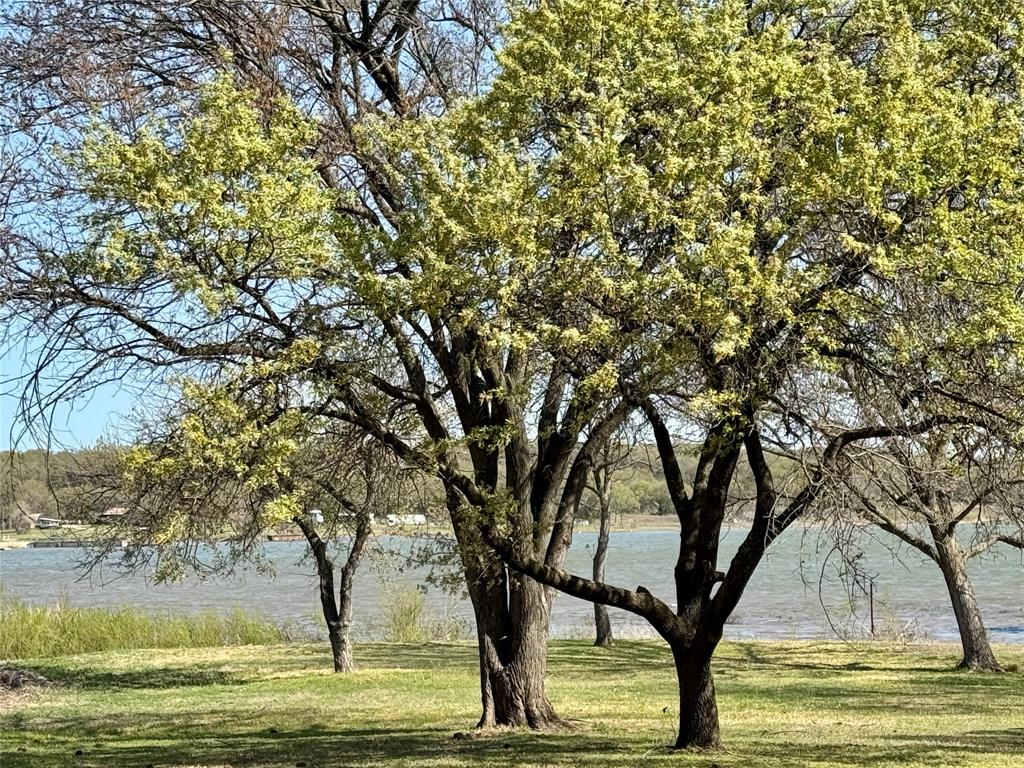 Nocona Lake Estate - Residential