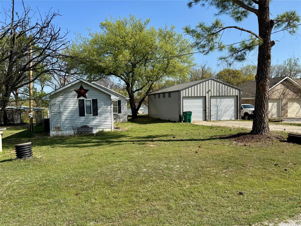 Nocona Lake Estate - Residential