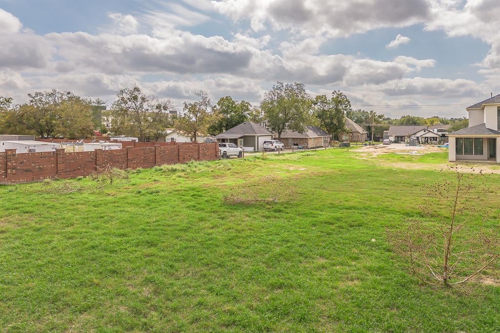 601 Dallas Drive