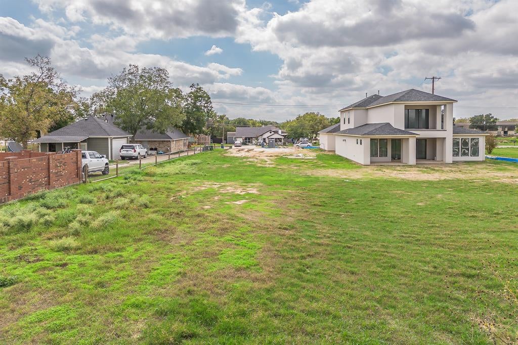 601 Dallas Drive