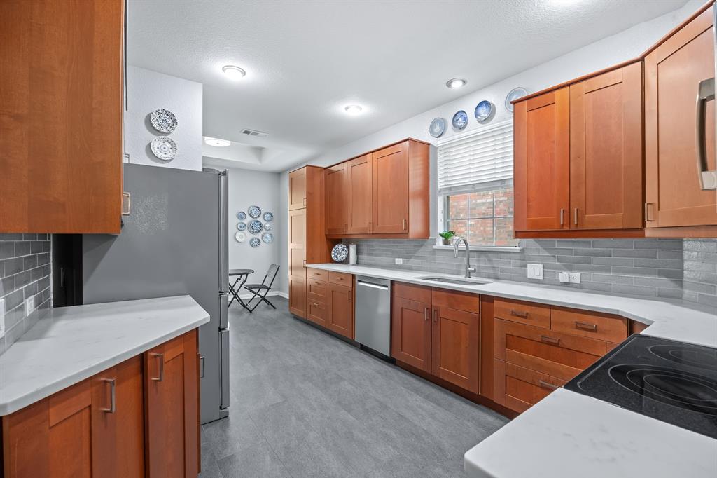 Summer Glen - Residential