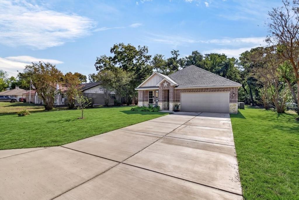 1093 Oak Ridge Drive