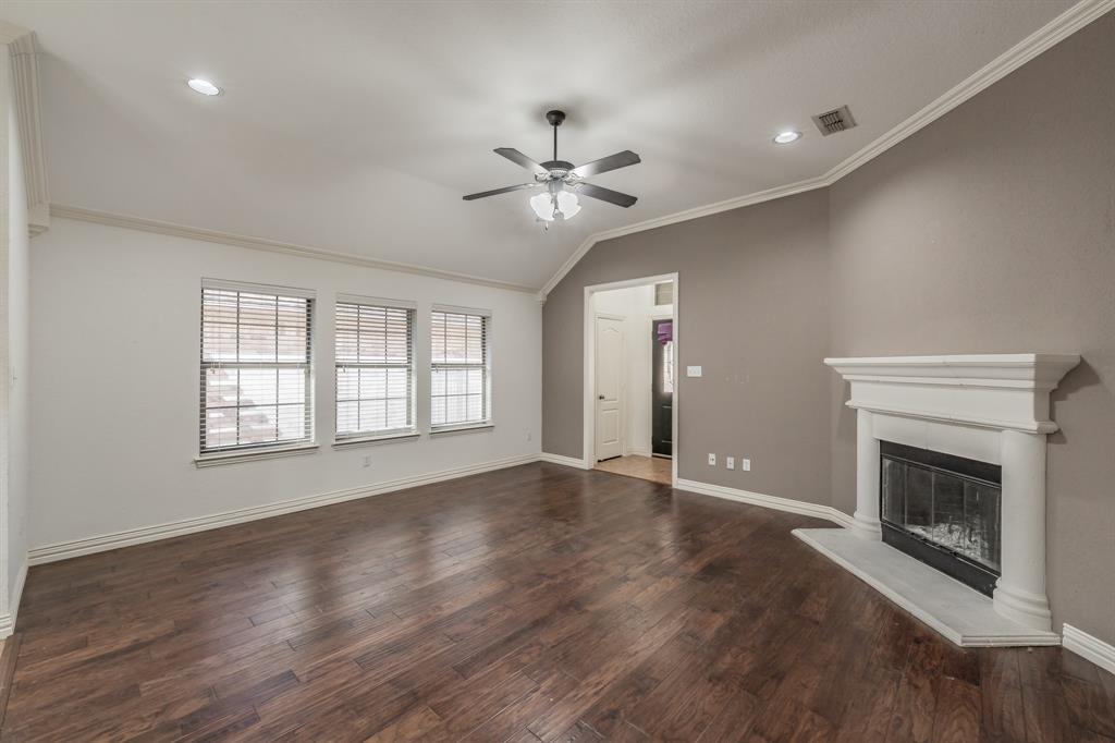 813 Claycourt Circle