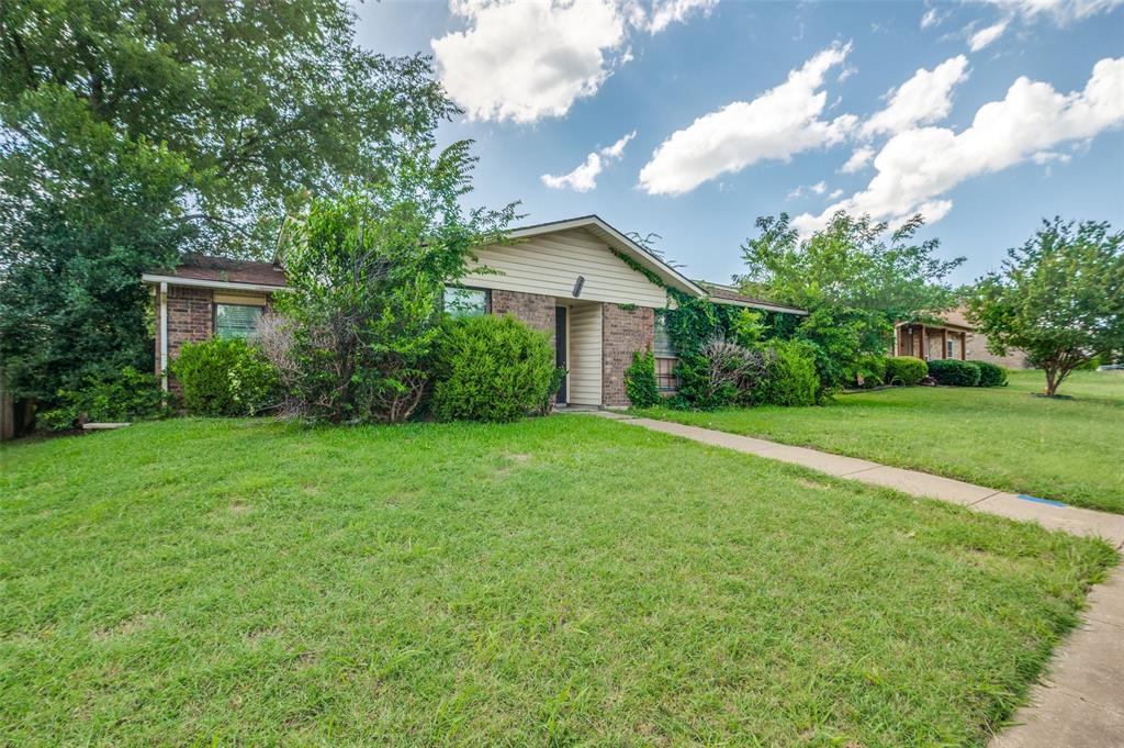 7426 Cloverglen Drive