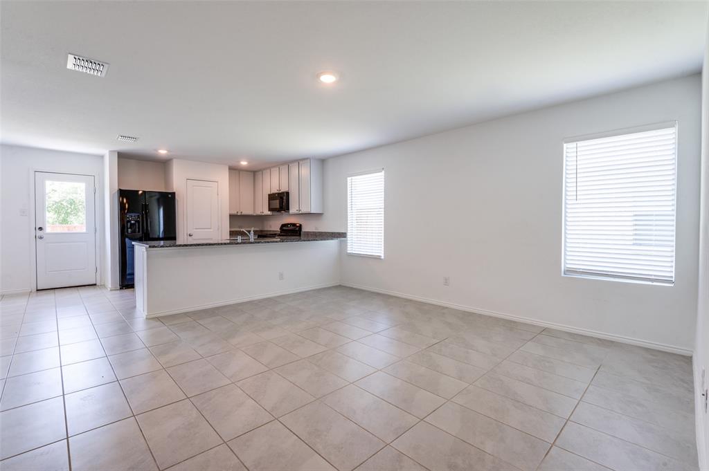 Linden Hills Ph 3 - Residential Lease