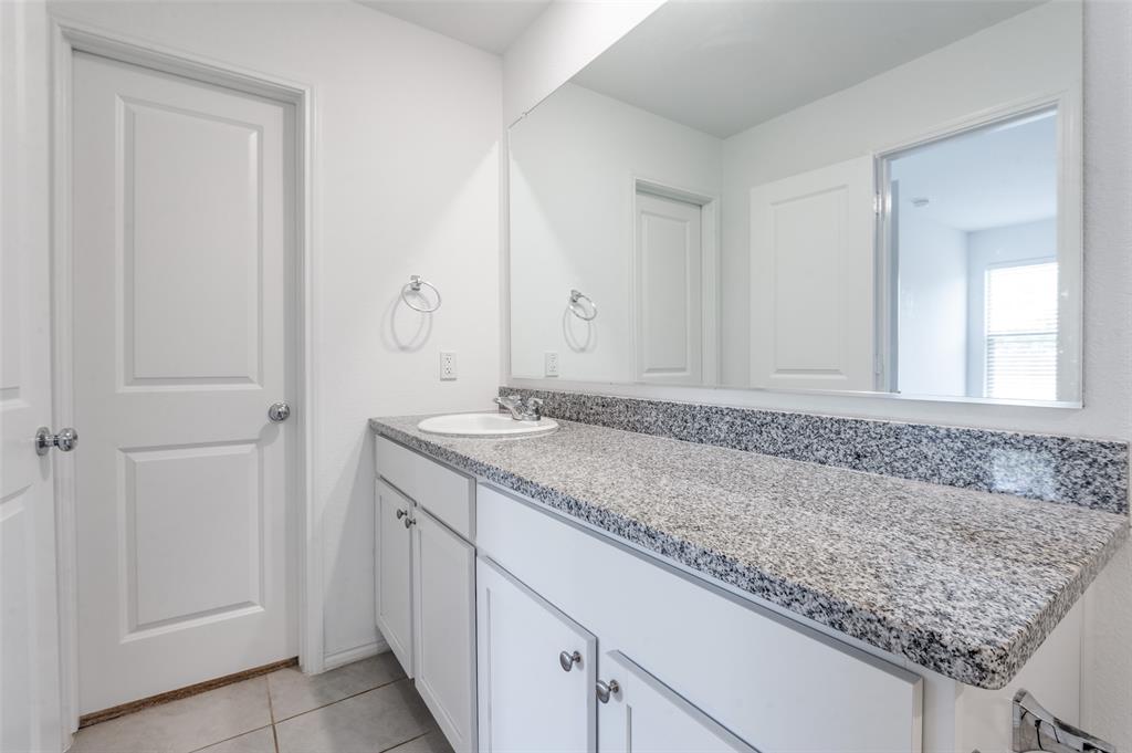 Linden Hills Ph 3 - Residential Lease