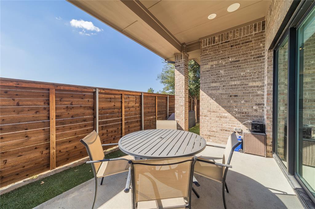31 Dallas Square #1 - Residential Lease