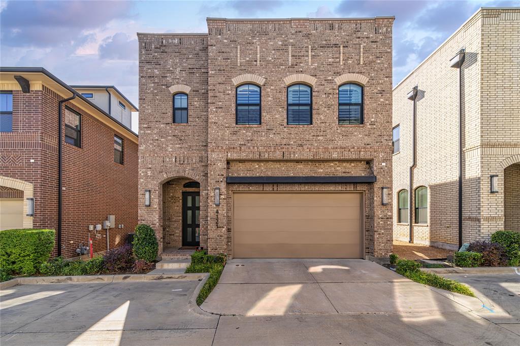 31 Dallas Square #1 - Residential Lease