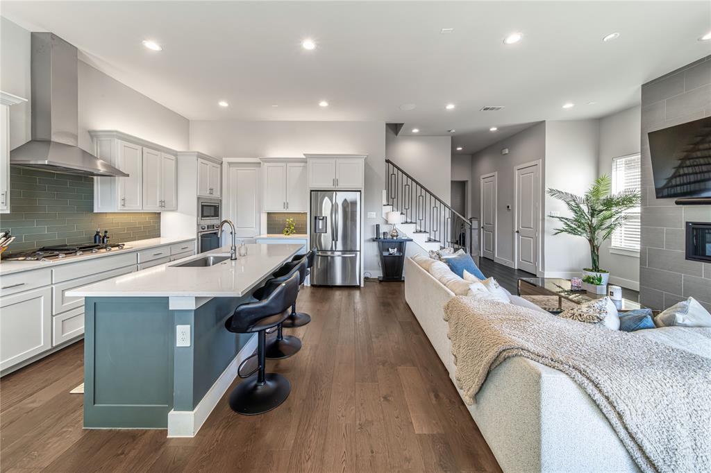 31 Dallas Square #1 - Residential Lease