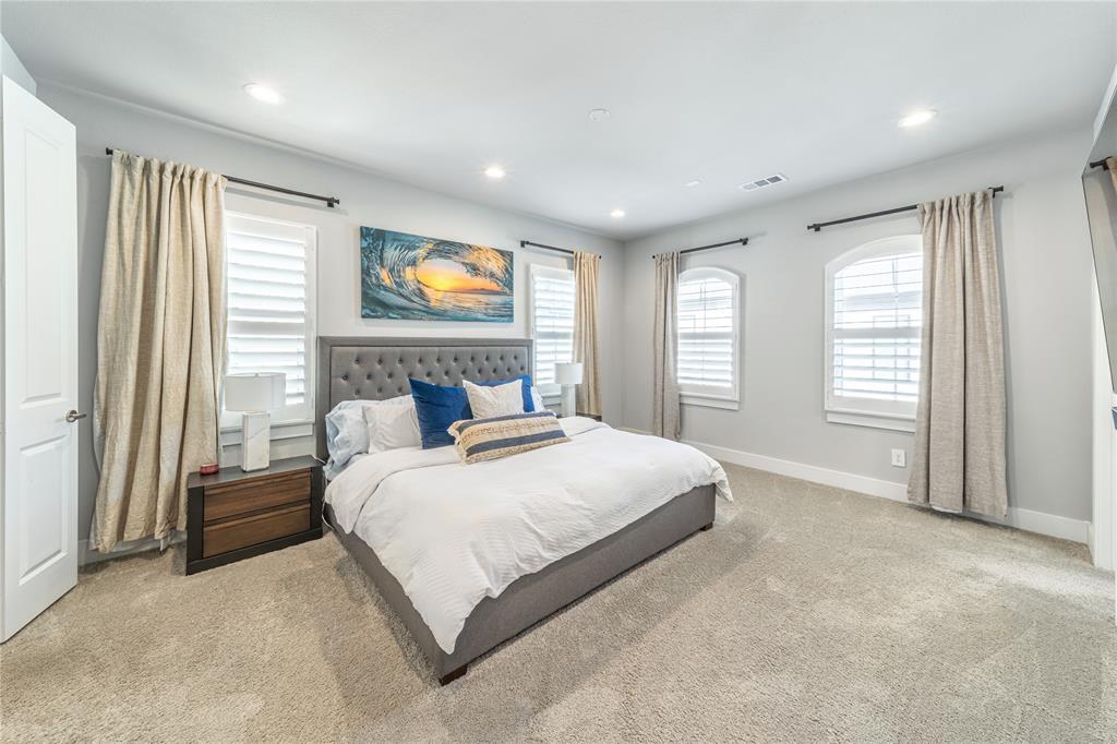 31 Dallas Square #1 - Residential Lease