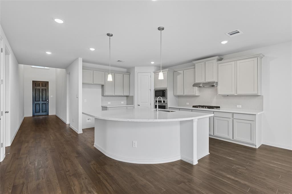 1308 Huntington Drive