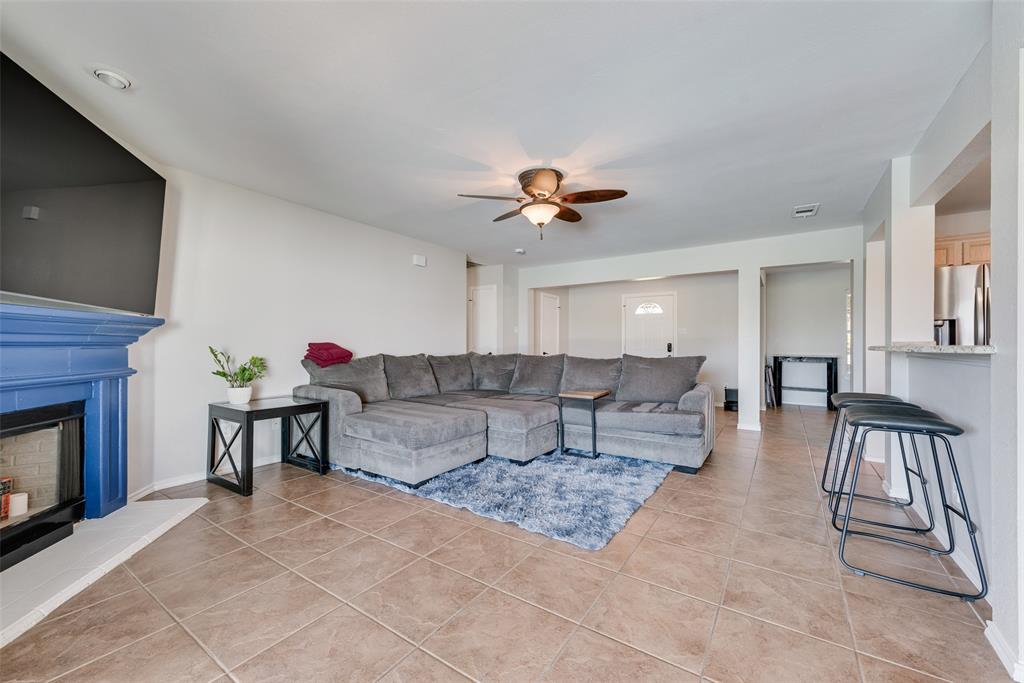 10951 Linda Circle