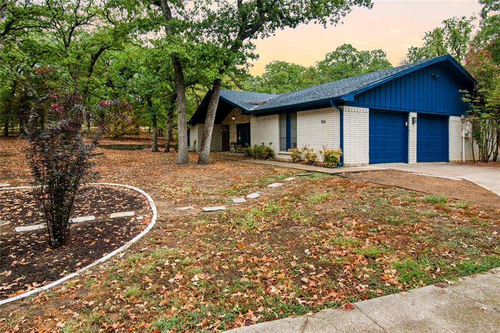 104 Trailwood Court