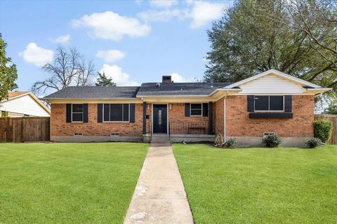 1038 Lakeview Drive Mesquite TX 75149