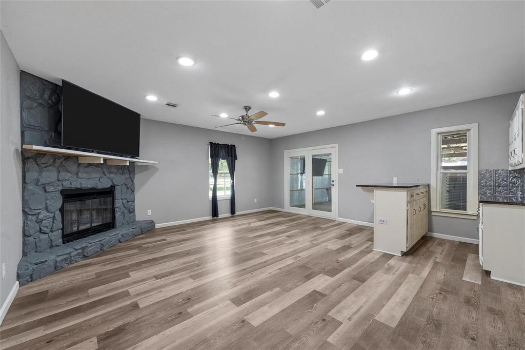 La Frosta Heights - Residential