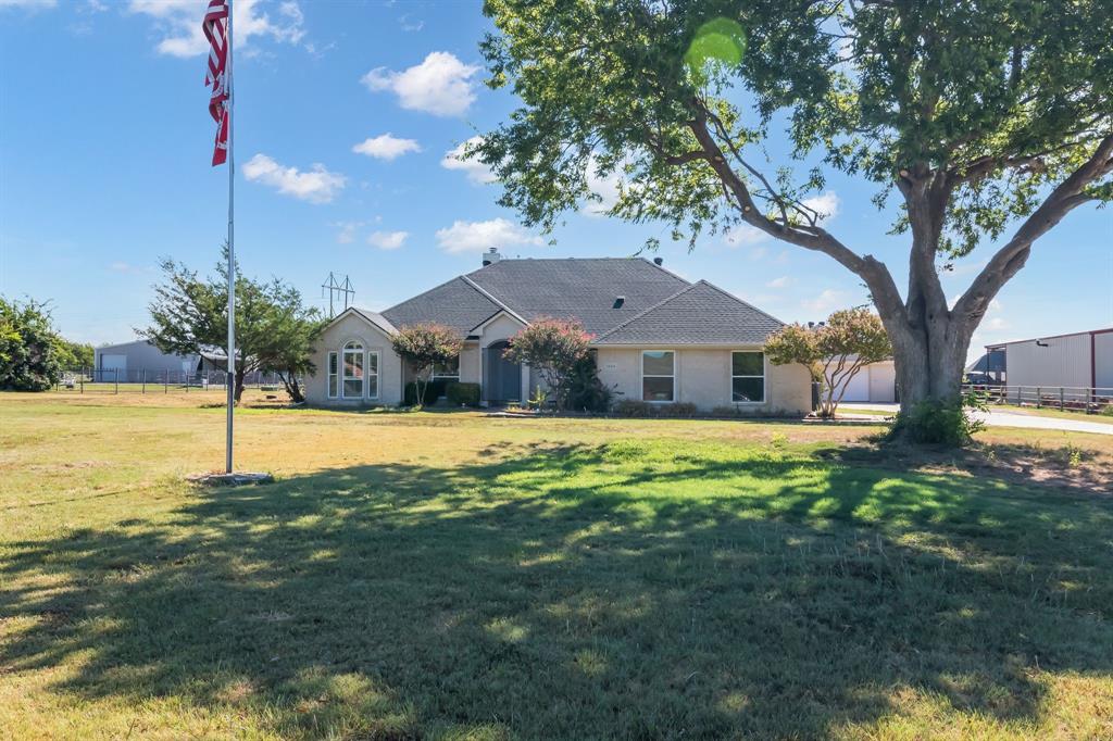 View Newark, TX 76071 house