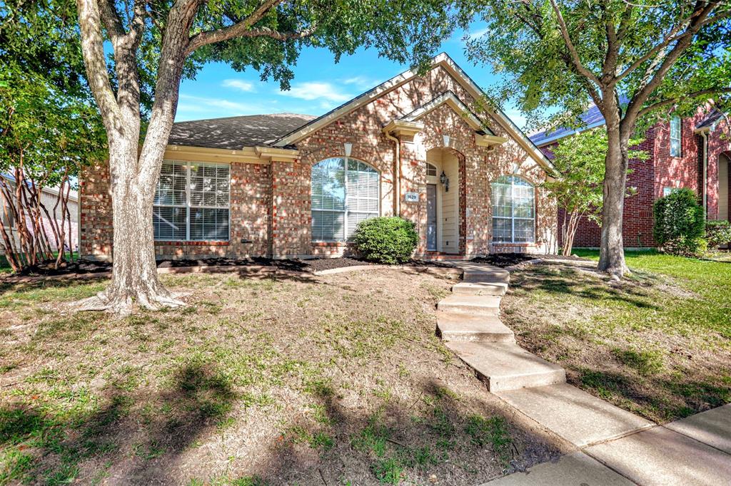 1629 Lakeside Drive