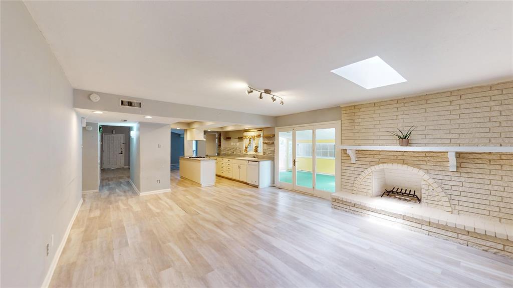 2810 Dove Meadow Drive