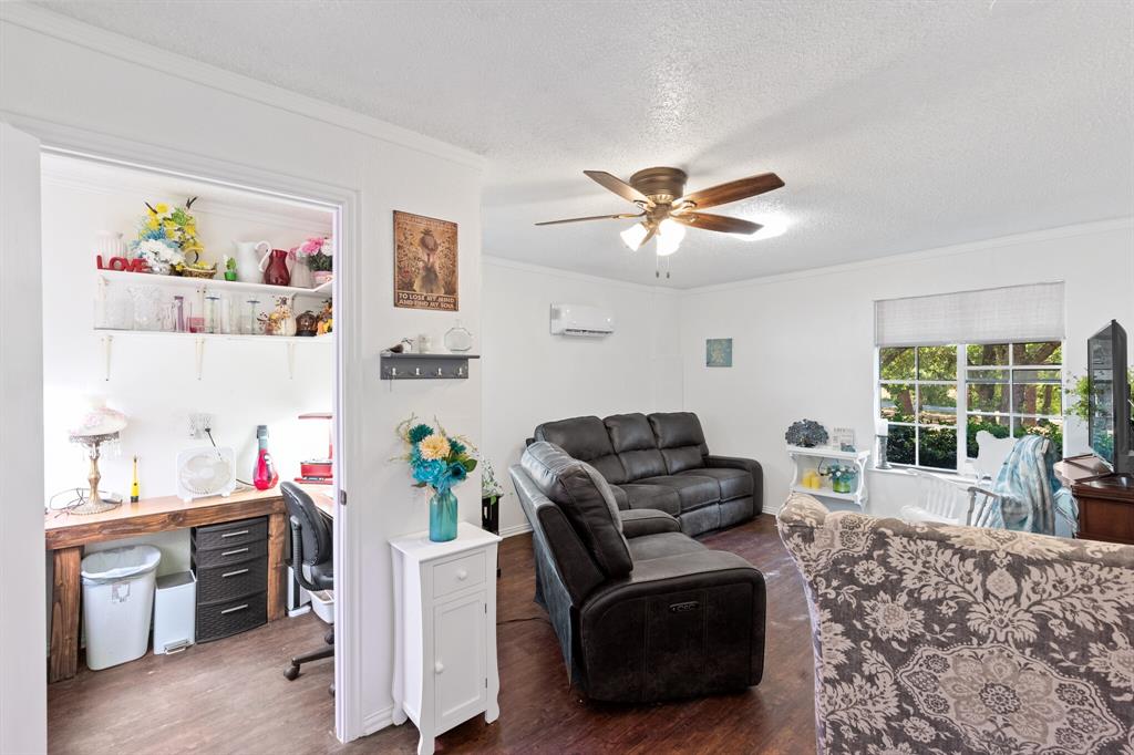 Royal Oak Estates - Residential