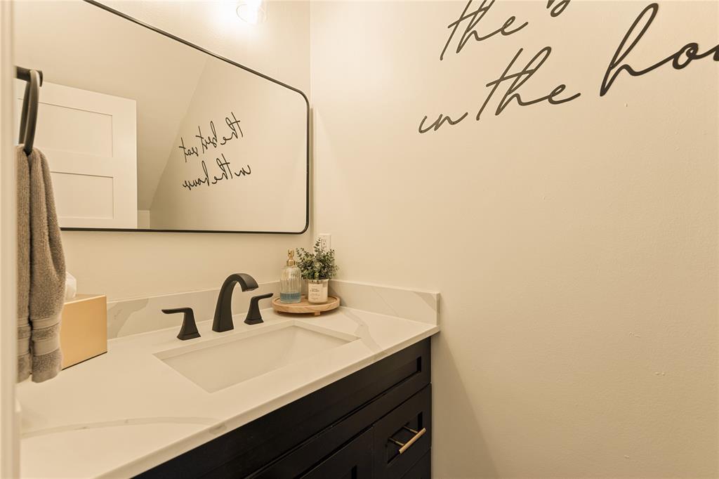 Holland Ave Condo 4015-4025 - Residential