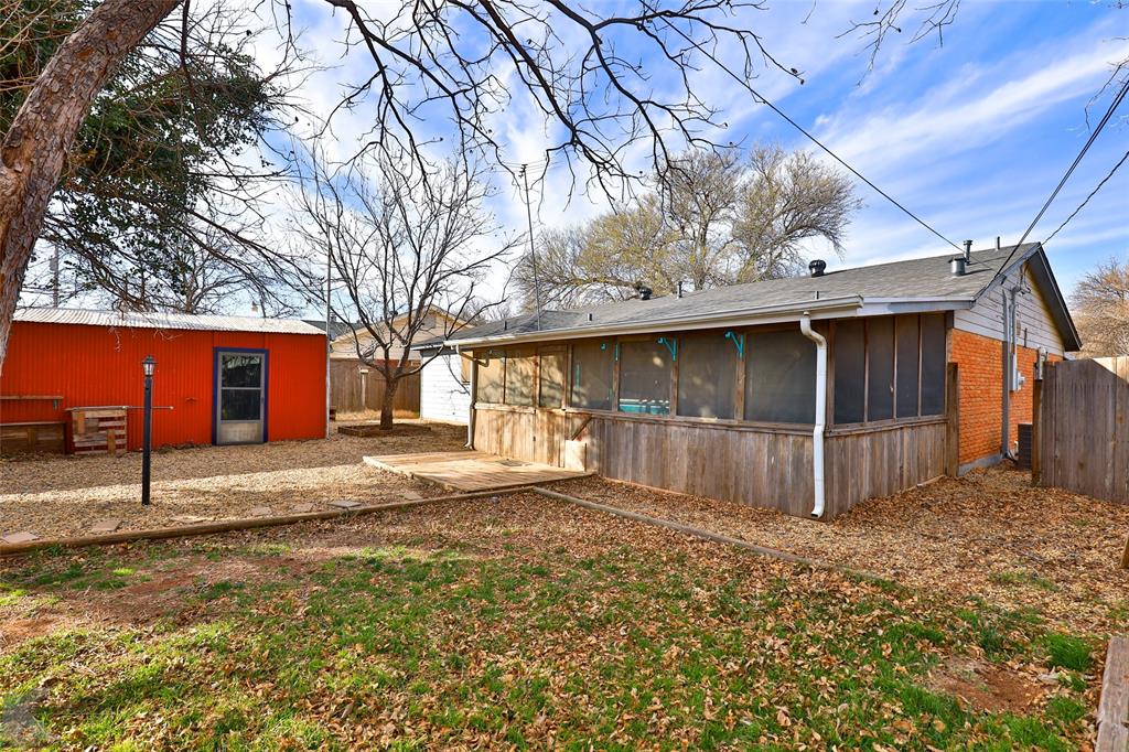 Park Plaza - Residential Lease