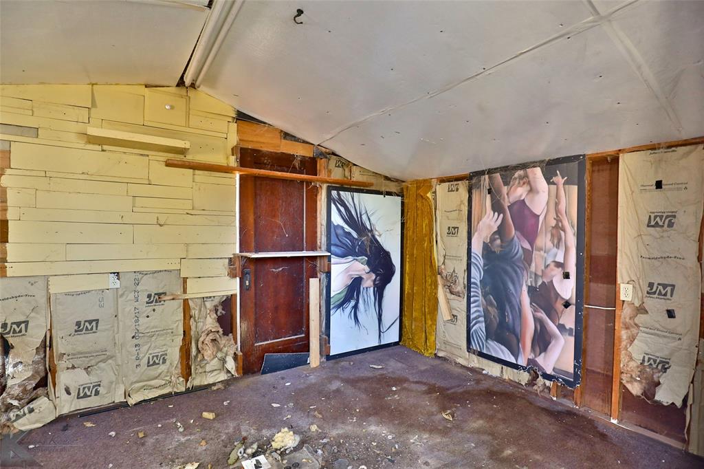 Park Plaza - Residential Lease