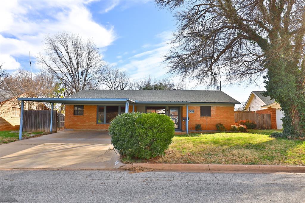 Park Plaza - Residential Lease