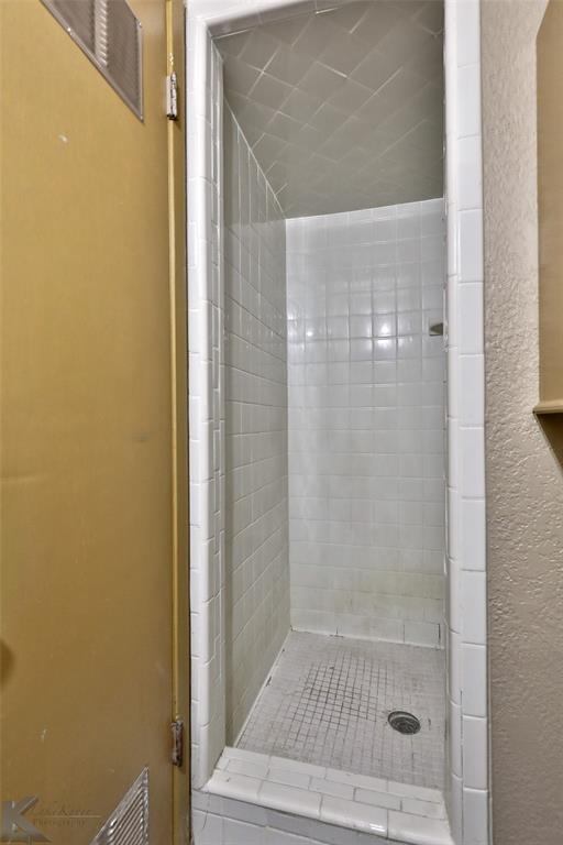 Park Plaza - Residential Lease