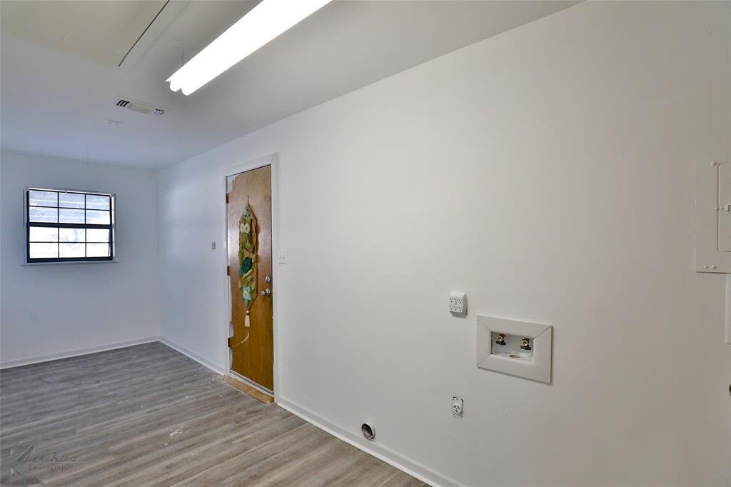 Park Plaza - Residential Lease