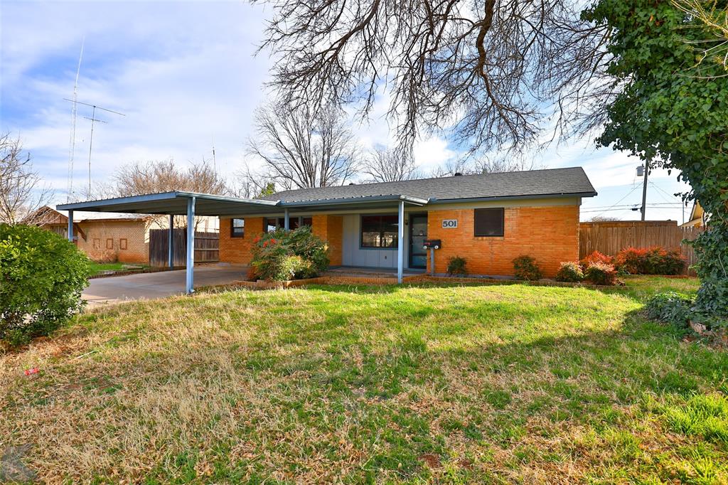 Park Plaza - Residential Lease