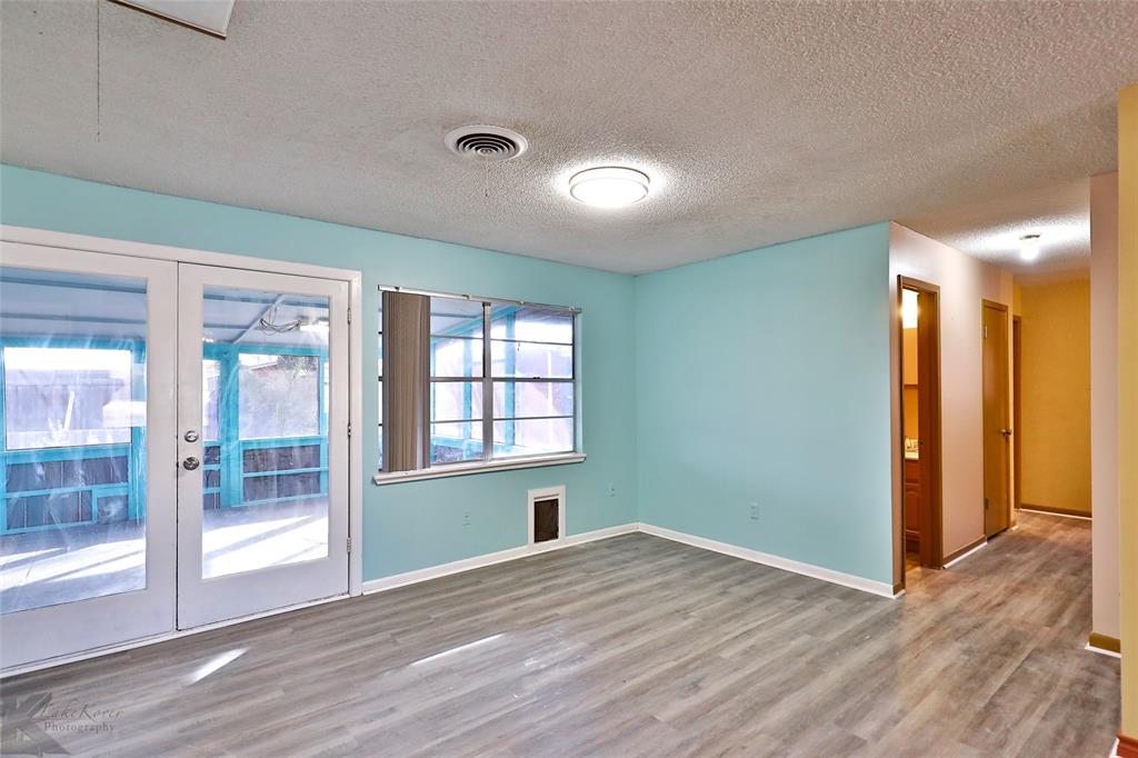 Park Plaza - Residential Lease