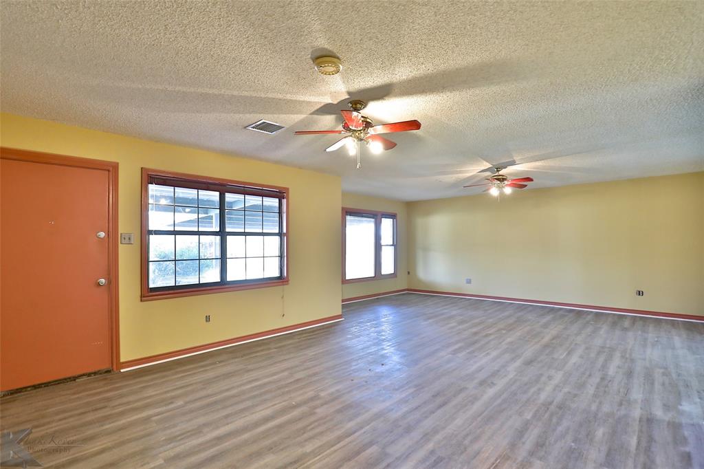 Park Plaza - Residential Lease