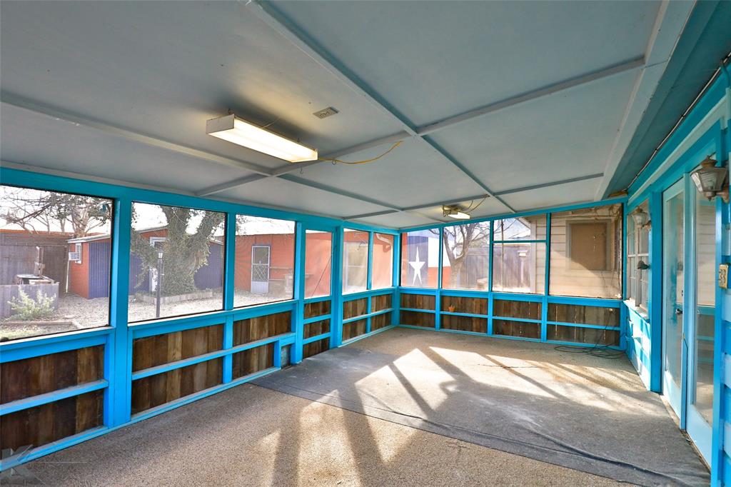 Park Plaza - Residential Lease