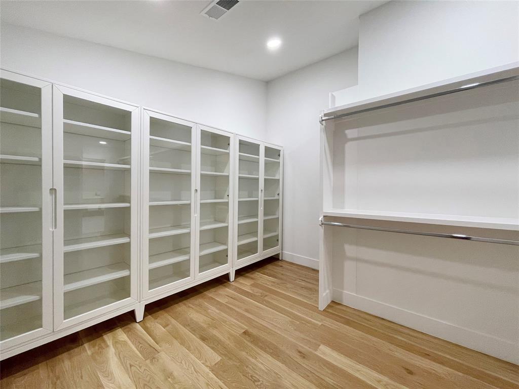 Hillcrest Wood - Residential