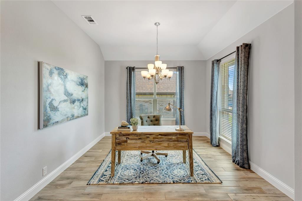 612 Svenson Lane