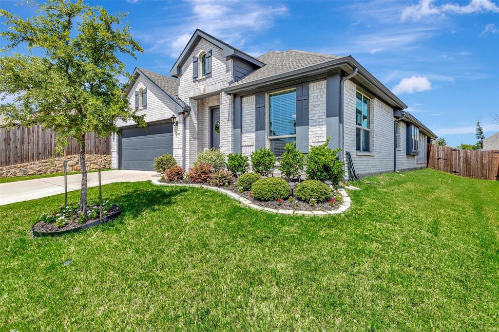 612 Svenson Lane