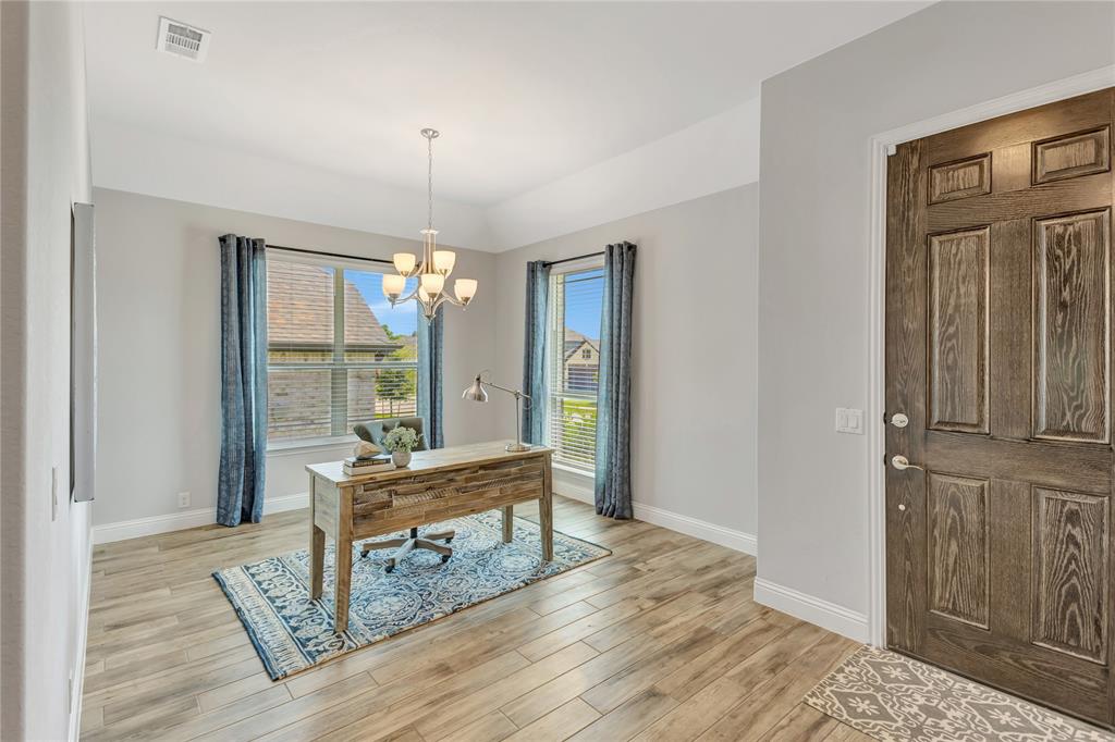 612 Svenson Lane