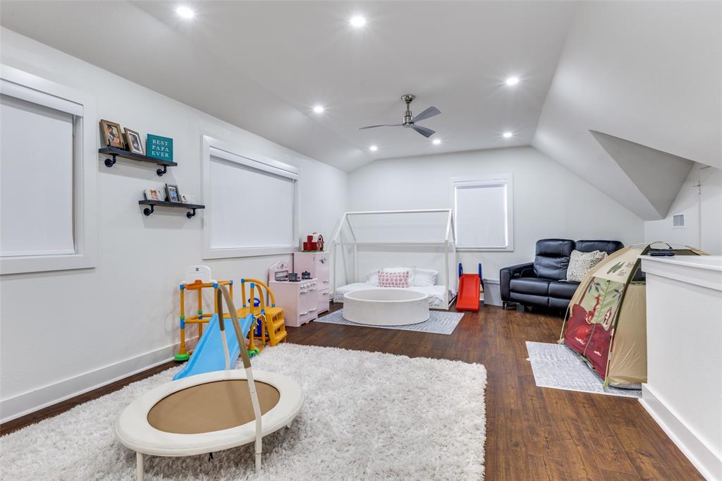 Preston Creek Rev - Residential