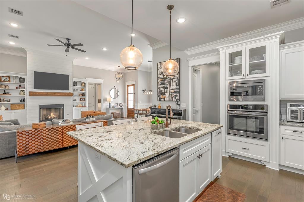 Lakeside on Long Lake - Residential