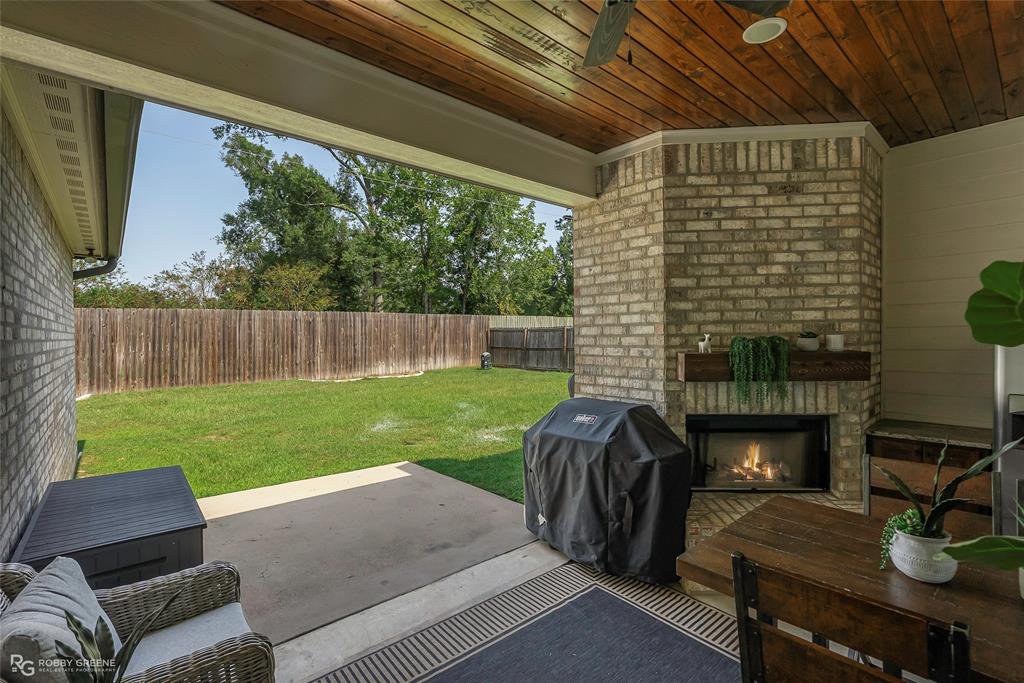 Lakeside on Long Lake - Residential