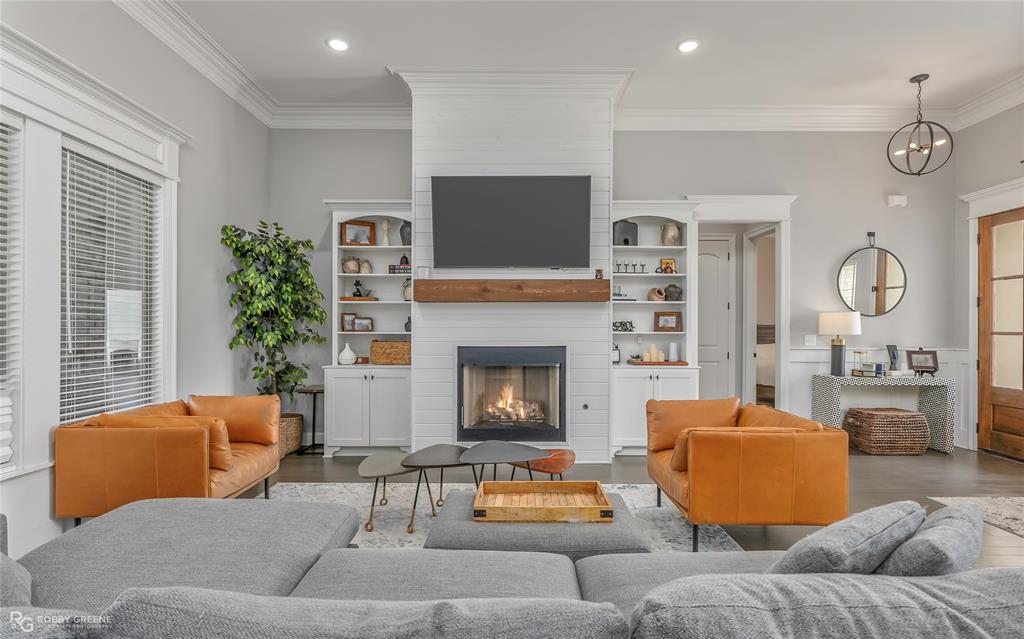 Lakeside on Long Lake - Residential