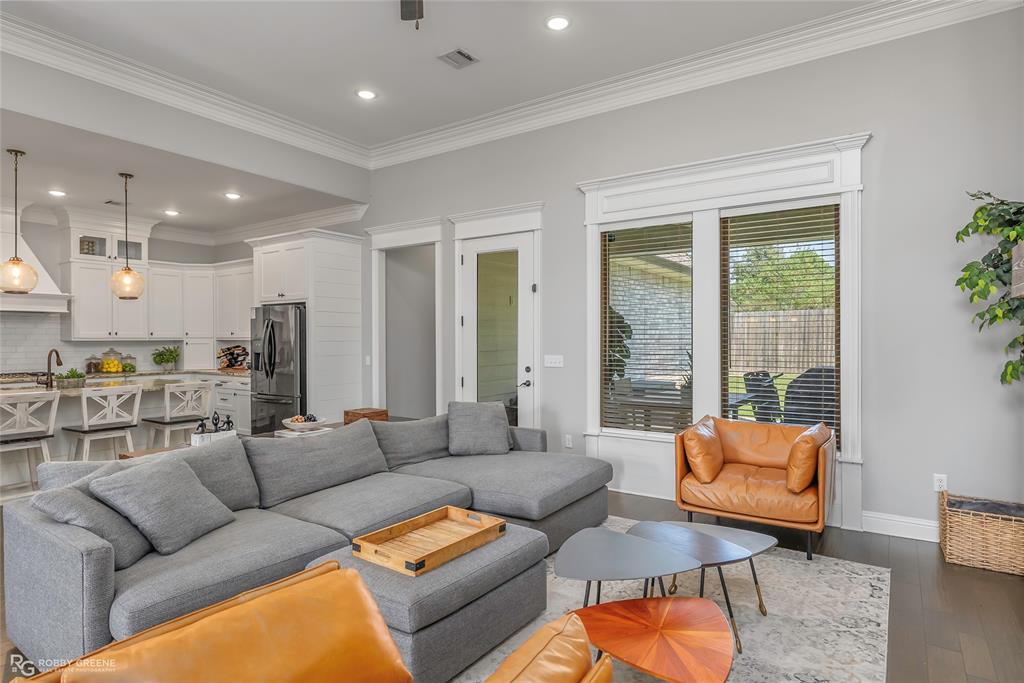 Lakeside on Long Lake - Residential