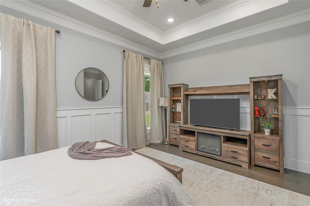 Lakeside on Long Lake - Residential